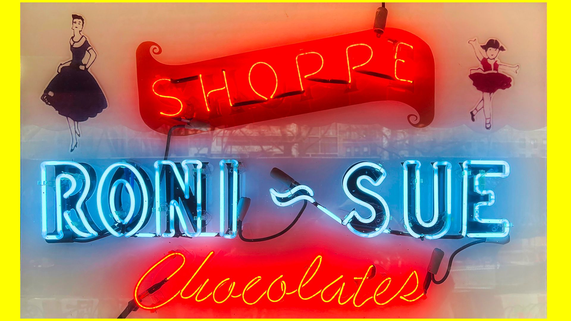 TheChocolateLifeLIVE – Chocolate in NYC Today, Rhonda Kave @ Roni-Sue Chocolates