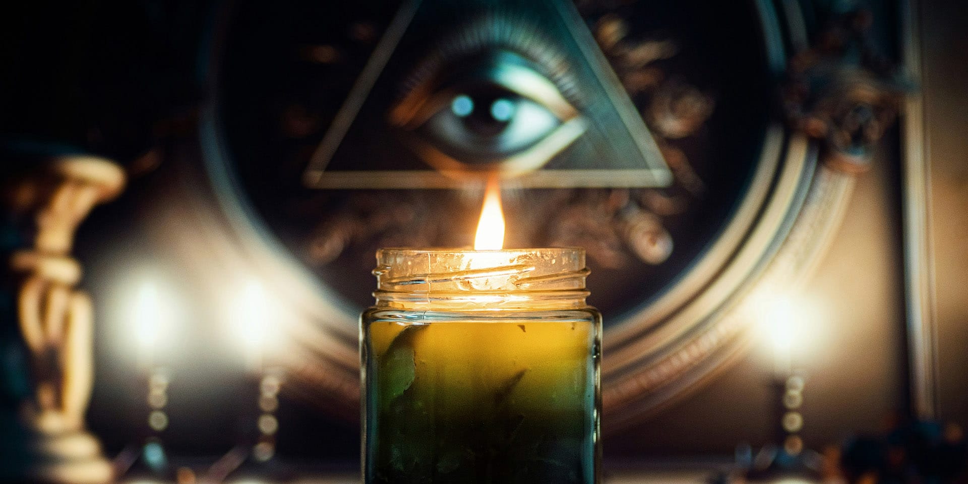 Illuminati iconic visual elements