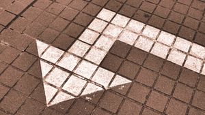 Läderach 34, Godiva 0